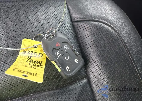 2018 Chevrolet Tahoe Premier z USA, uszkodzony, nr VIN 1GNSCCKC4JR281457